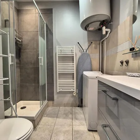 Le Lucasium - Tres Au Calme Pour Ce Joli T1bis ! Mae-0021 Appartement *