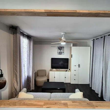 Le Lucasium - Tres Au Calme Pour Ce Joli T1bis ! Mae-0021 Appartement